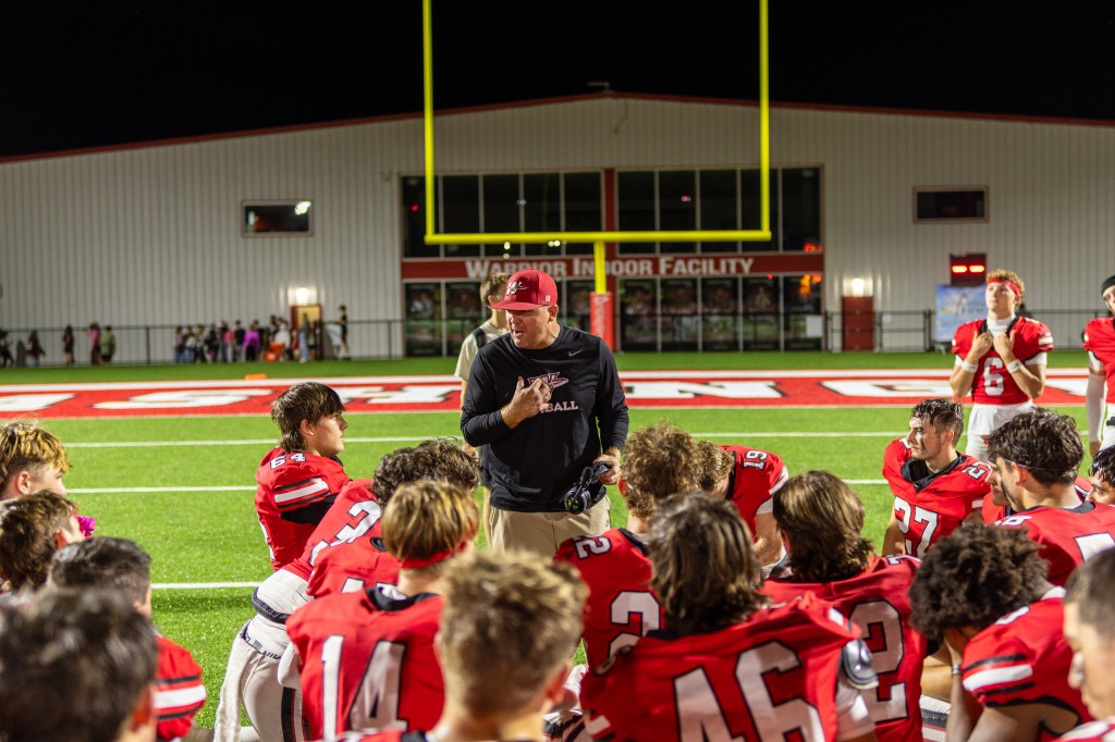 Barrett tosses five TDs, Mays pick-six spark Washington’s 55–0 Senior Night shutout of Little&nbsp;Axe